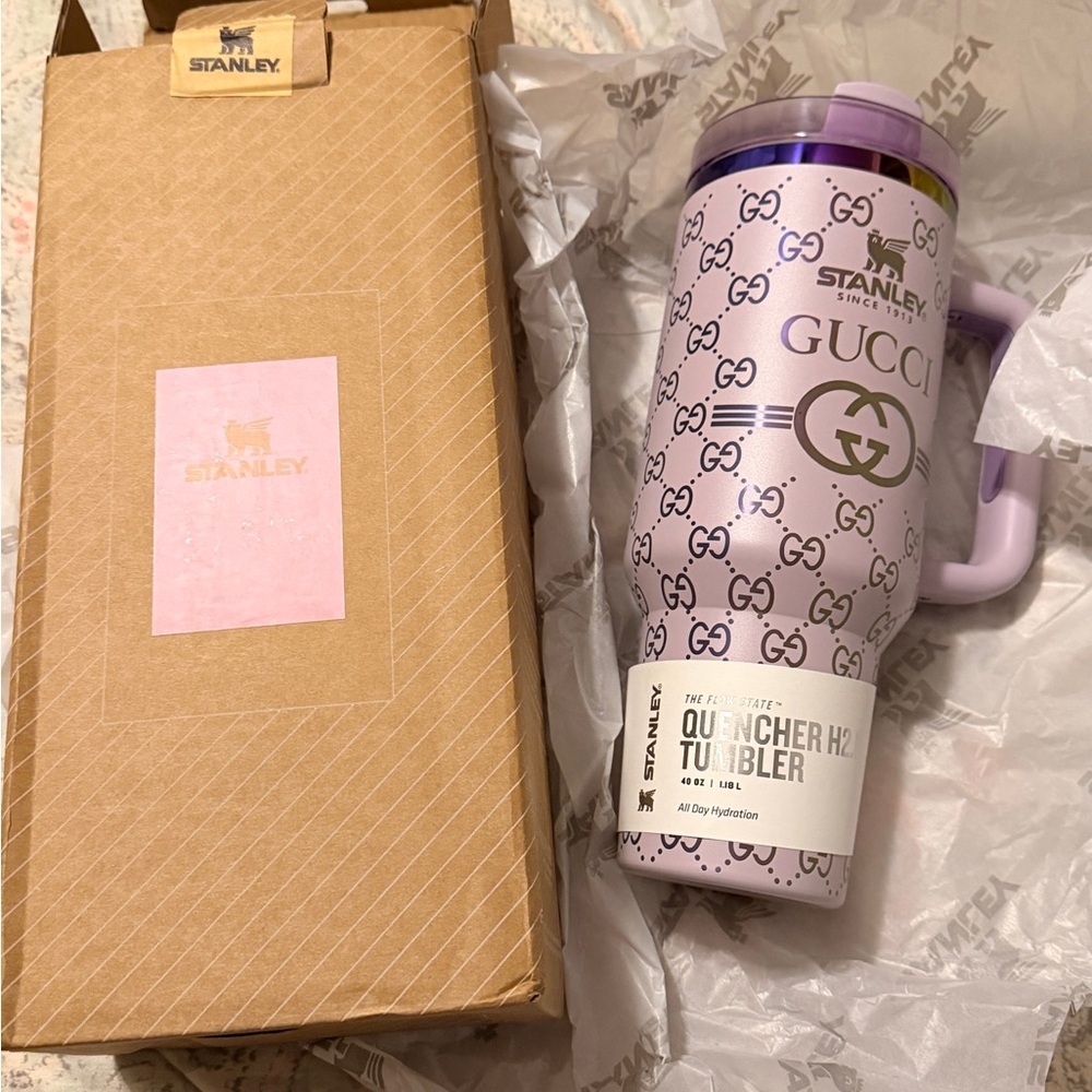 Stanley Lavender Quencher Tumbler